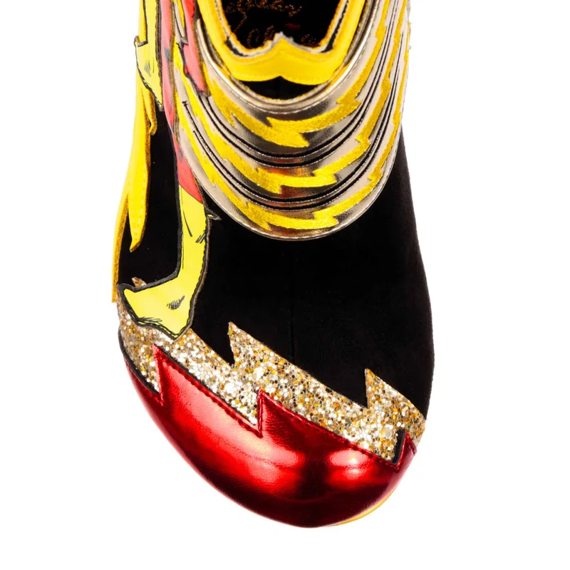 Irregular Choice Frauen Justice League Chasing Justice High Heel – Schwarz