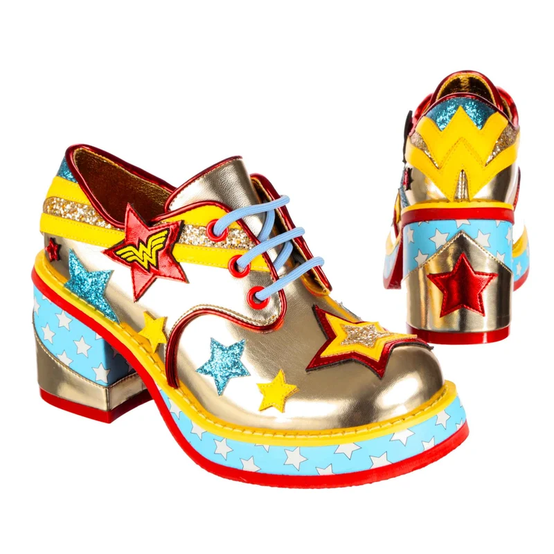 Irregular Choice Frauen Justice League Amazonian Warrior Heeled Shoe