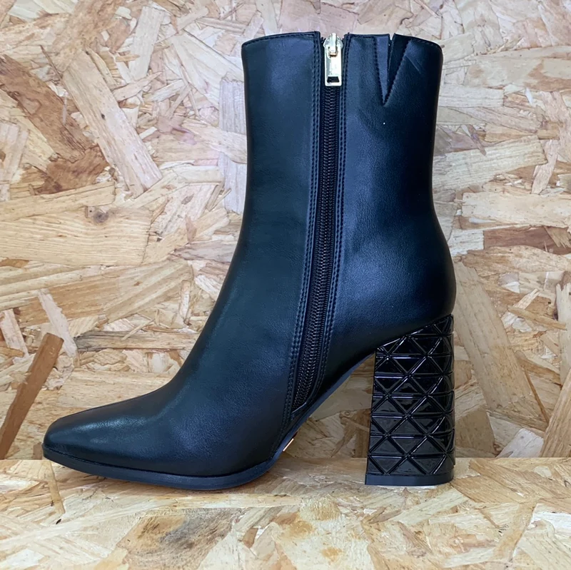 Una Healy Temporäre Home-Stiefelette für Damen – Schwarz