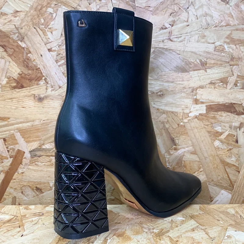 Una Healy Temporäre Home-Stiefelette für Damen – Schwarz