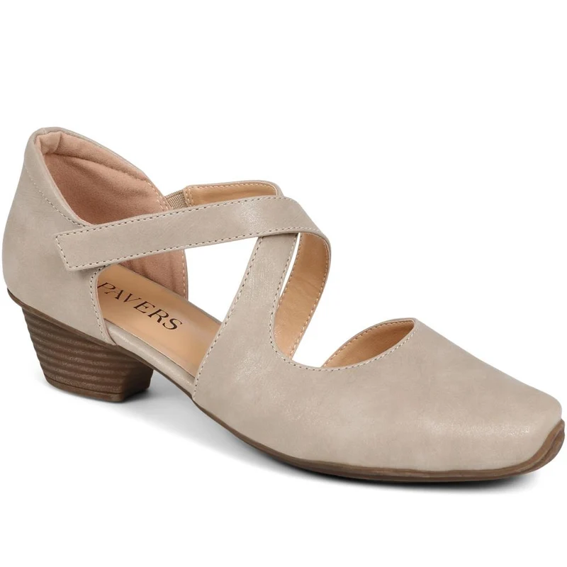 Low-Heeled Court Shoes - WBINS39078 / 325 127