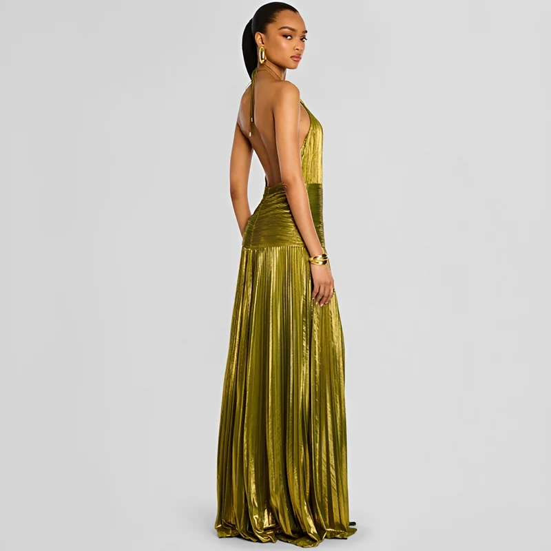 Naira - Stilvolles Kleid mit Falten und Schlitz