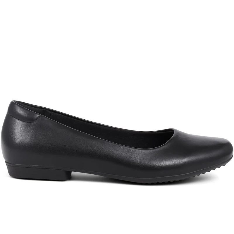 Rounded-Toe Ballet Flats - WK39001 / 324 950 - Black