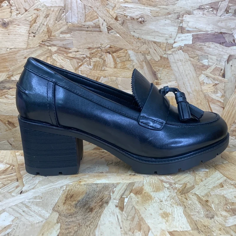 Teds Cambridge-Schulschuh zum Hineinschlüpfen aus glattem Leder für Kinder – Schwarz