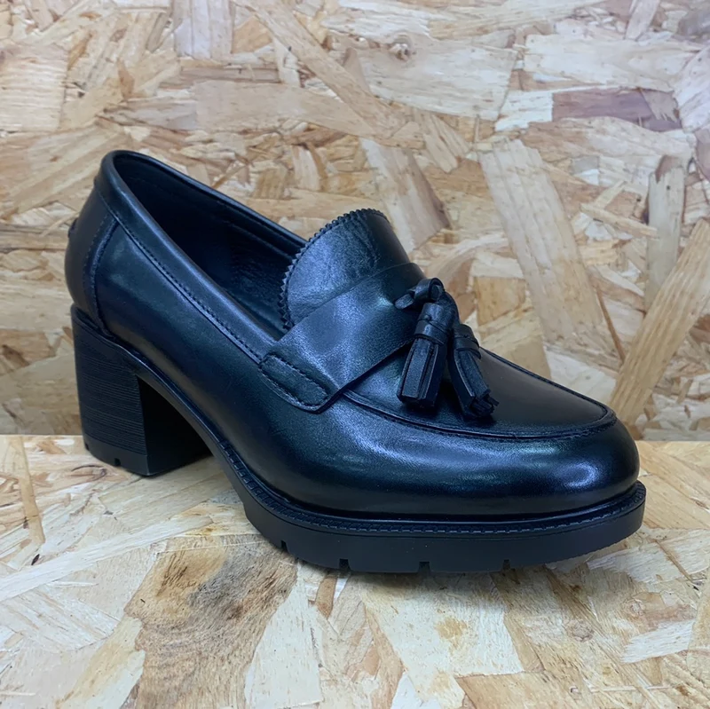 Teds Cambridge-Schulschuh zum Hineinschlüpfen aus glattem Leder für Kinder – Schwarz