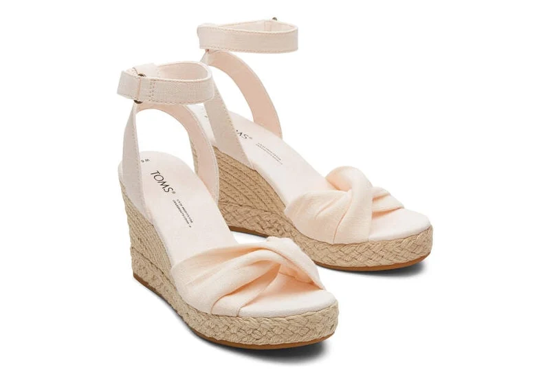 TOMS Damen Marisela Slubby Woven Wedge Sandale – Dusty Peach
