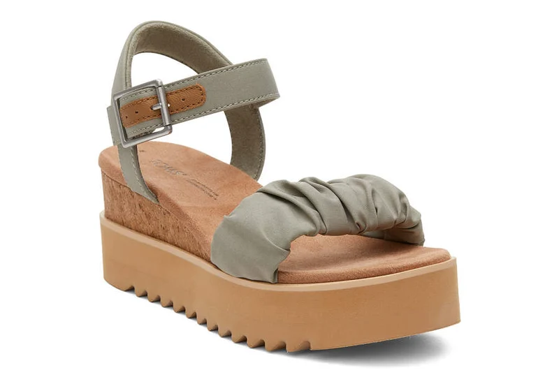 TOMS Damen Diana Ruched Woven Wedge Sandale – Vetivergrau
