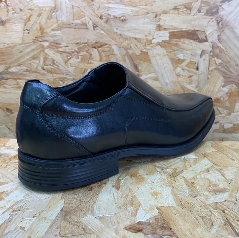 Teds Bristol Bay Schulschuh zum Hineinschlüpfen aus glattem Leder für Kinder – Schwarz