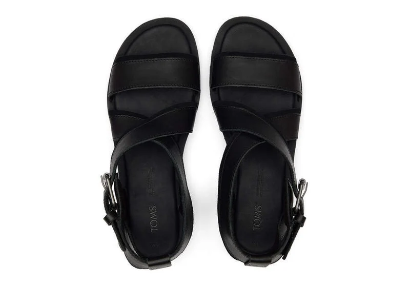 TOMS Sidney Tread Ledersandale für Damen – Schwarz
