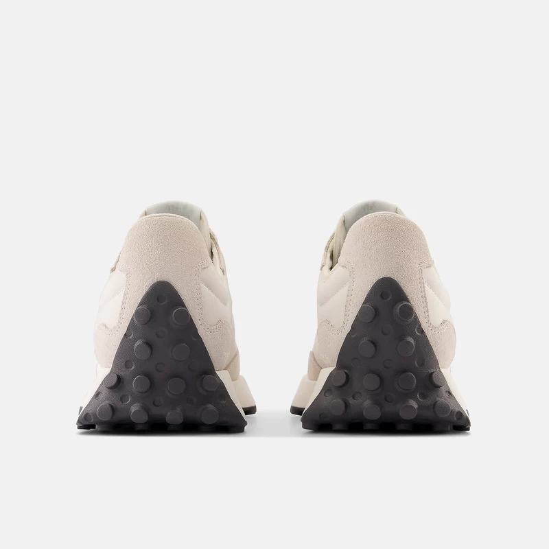 New Balance Unisex 327 Fashion Trainer – Off White / Weiß