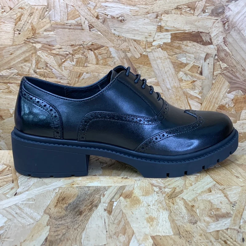 Teds Aston Schulschuh aus Glattleder für Kinder – Schwarz