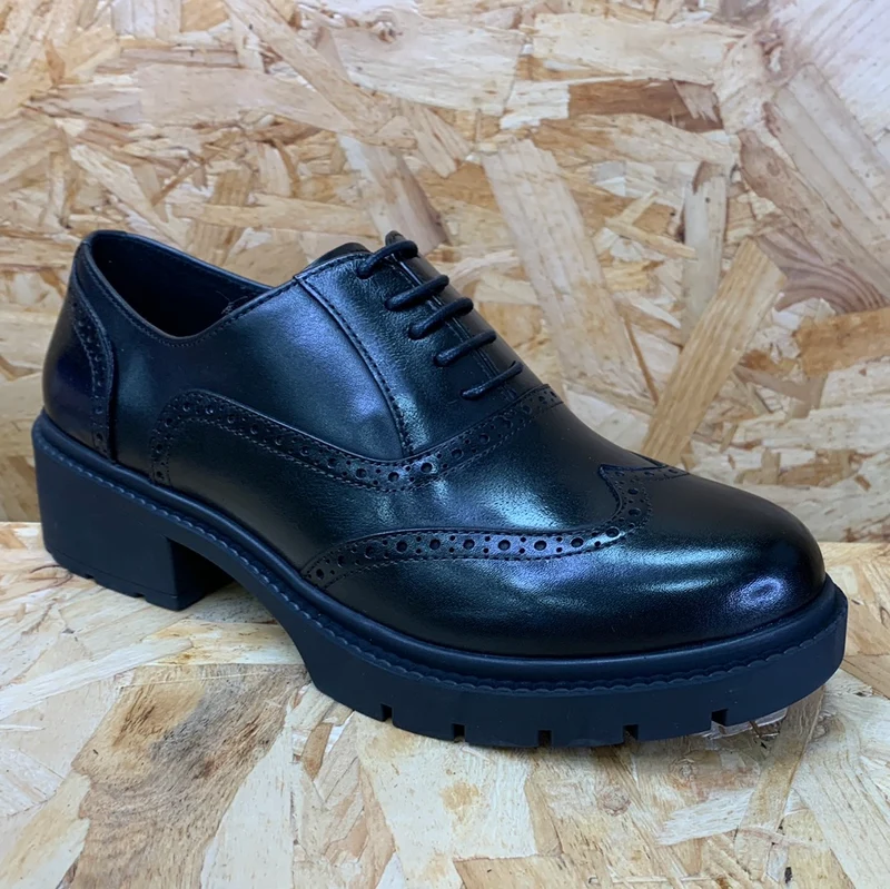 Teds Aston Schulschuh aus Glattleder für Kinder – Schwarz