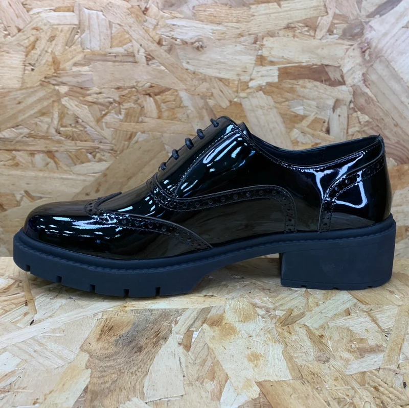 Teds Aston Schulschuh aus Lackleder für Kinder – Schwarz