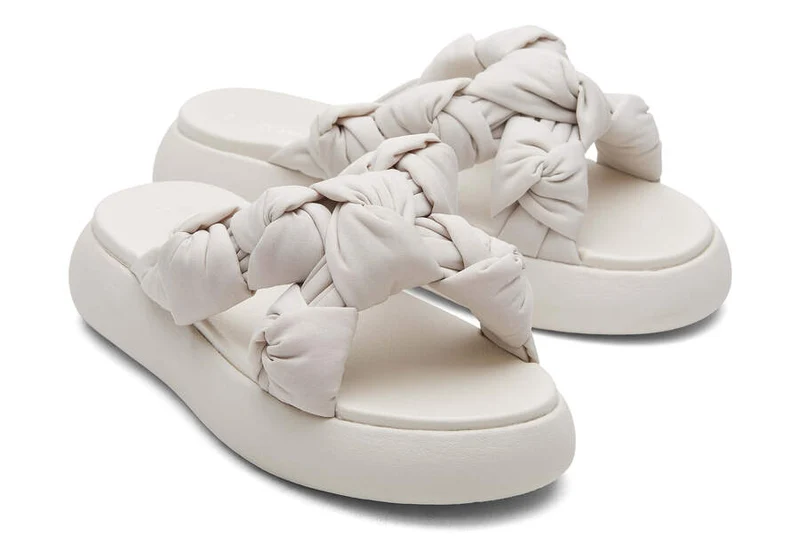 TOMS Alpargata Mallow Crossover Knotted Slide für Damen – Putty