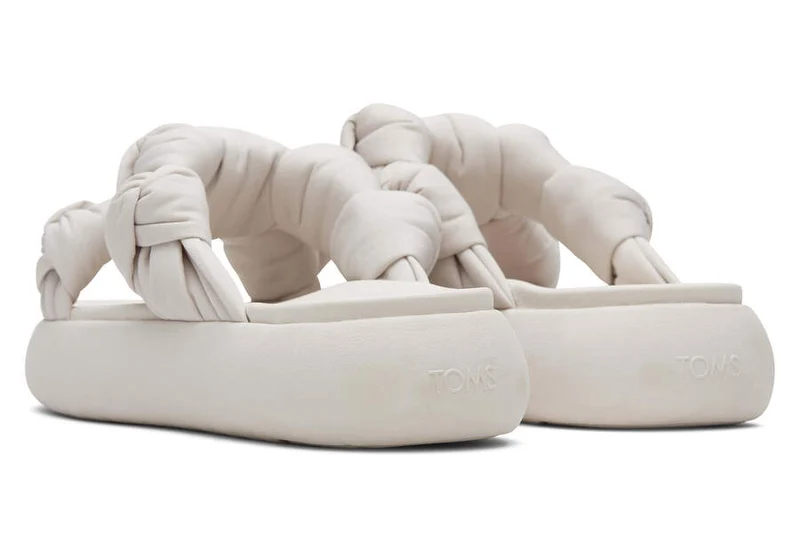 TOMS Alpargata Mallow Crossover Knotted Slide für Damen – Putty