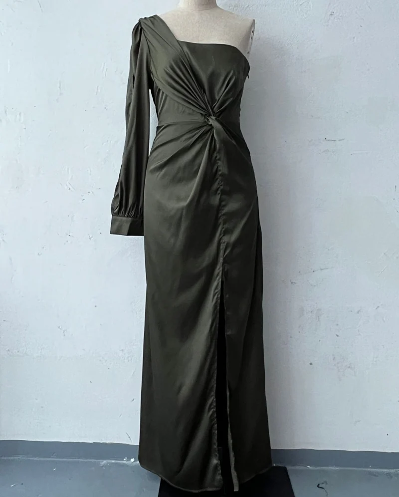 Helena - Elegantes One-Shoulder-Kleid mit Schlitz für Damen
