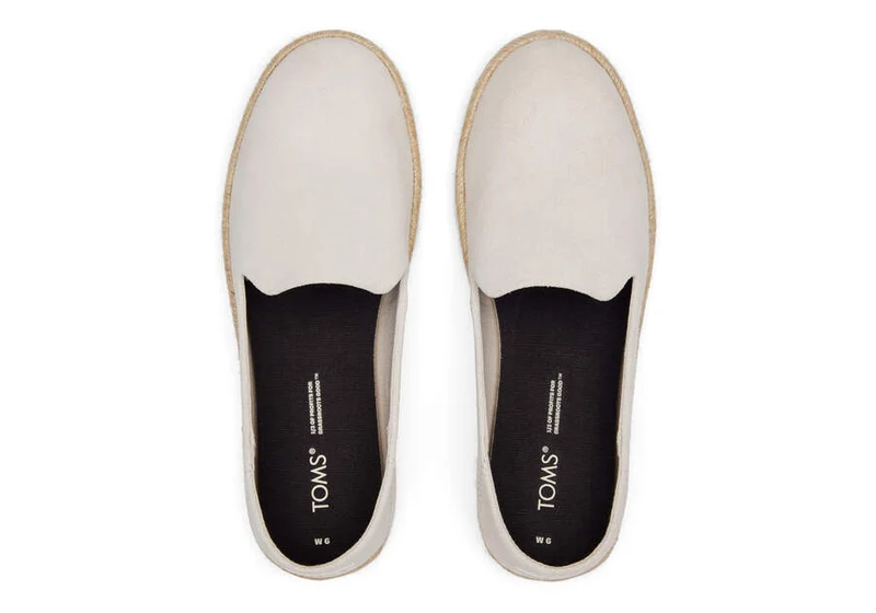 TOMS Damen Santiago Wildleder-Espadrille – Putty