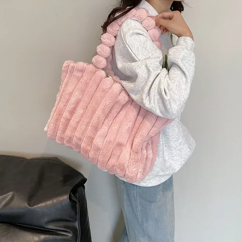 Stilvolle Chunky Schultertasche - Evi
