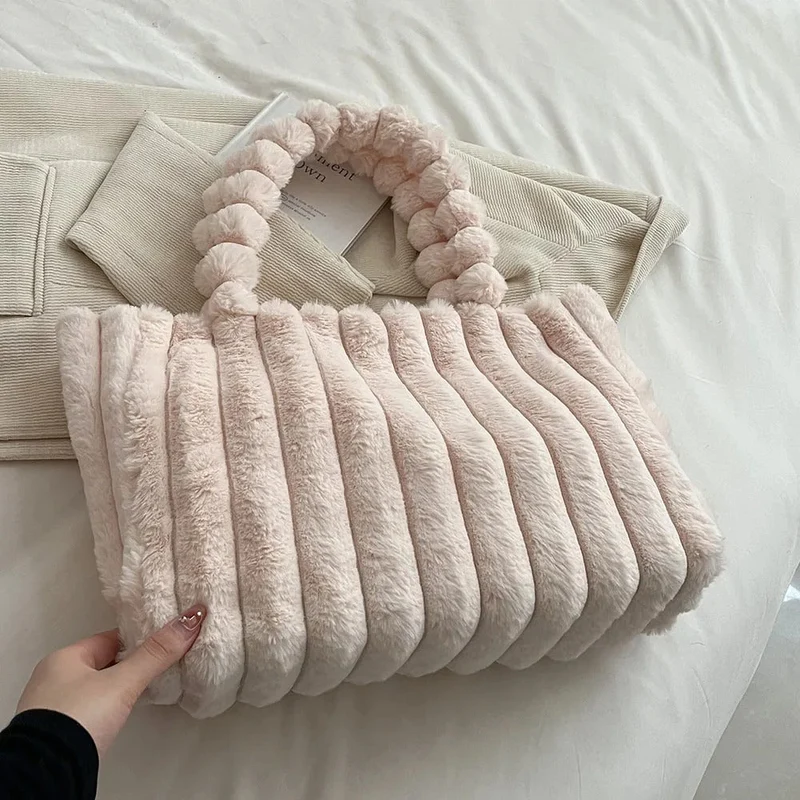 Stilvolle Chunky Schultertasche - Evi