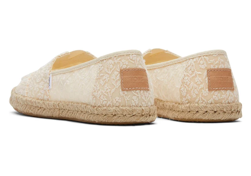 TOMS Alpargata Damen-Espadrille mit floraler Spitze und Seil – Natur