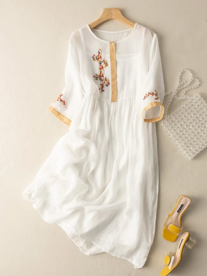 Besticktes Kleid Im Ethno-Stil - Thalea
