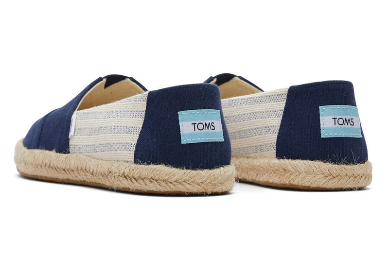 TOMS Damen-Espadrille aus recyceltem Baumwollseil von Alpargata – Marineblau gestreift