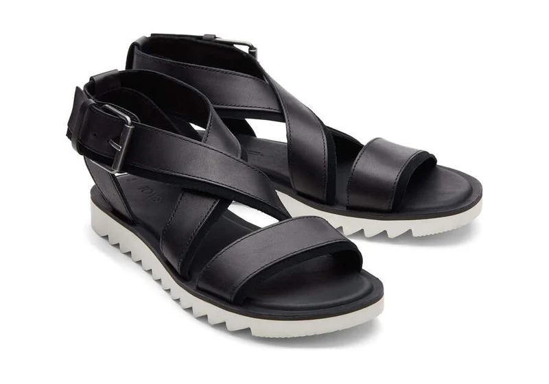 TOMS Sidney Tread Ledersandale für Damen – Schwarz