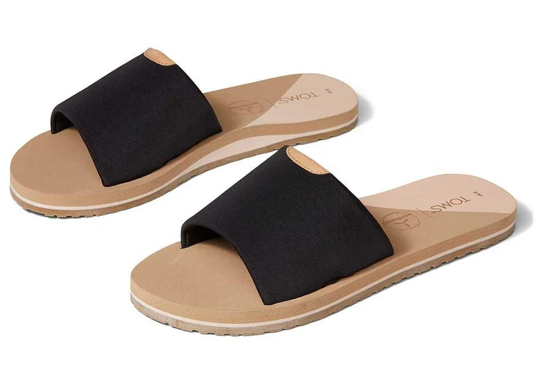 TOMS Damen Carly Repreve Sandale – Schwarz
