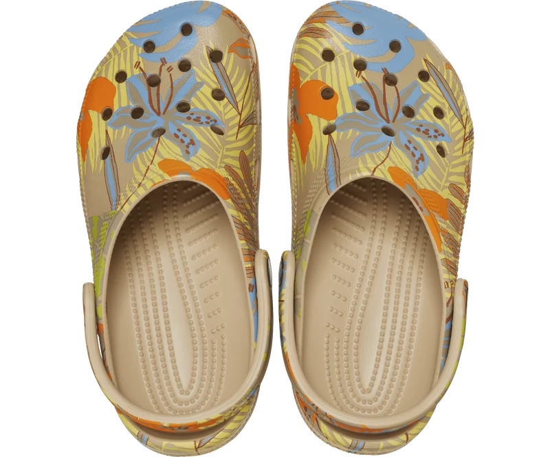 Crocs Unisex Classic Resort Clog – Chai