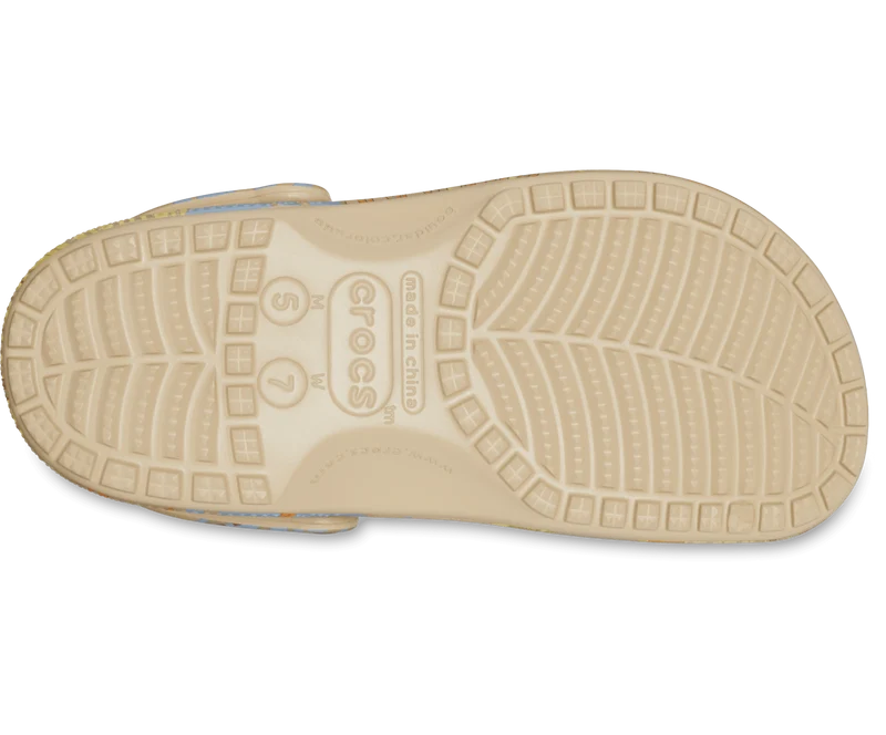 Crocs Unisex Classic Resort Clog – Chai