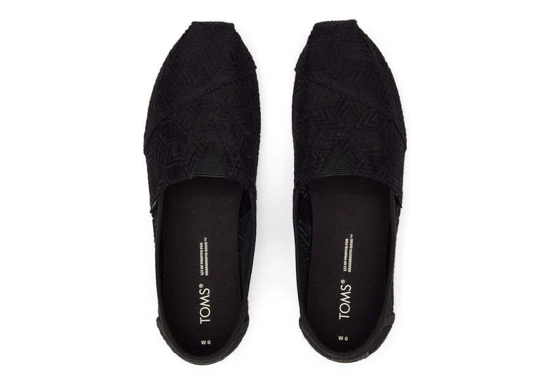 TOMS Damen Alpargata Espadrille mit geometrischer Spitze - Schwarz