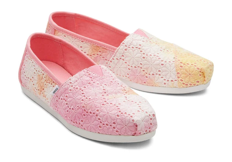 TOMS Damen Alpargata Tie Dye Floral Eyelets Espadrille – Sienna Orange