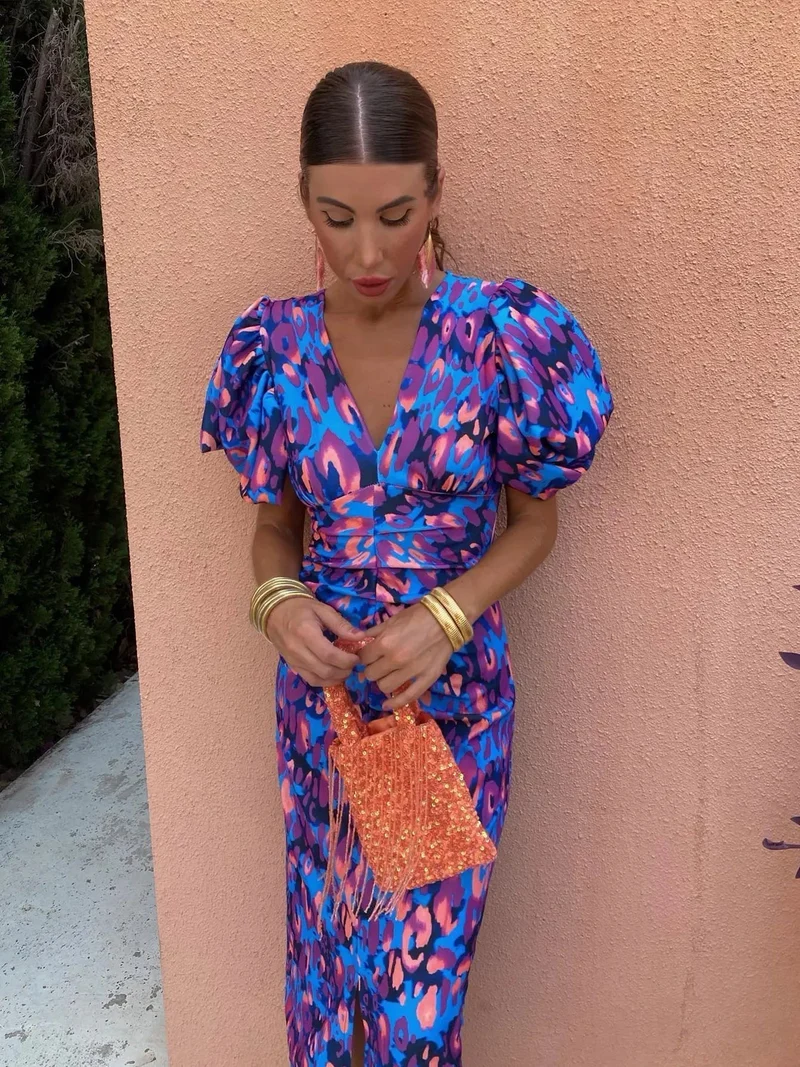 Farbenfrohes Damenkleid mit Plisseeärmeln & Komfortschnitt – Noelia