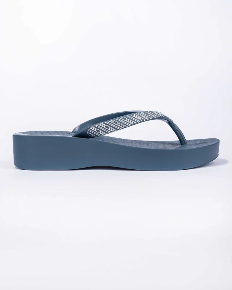 Ipanema Damen Mesh Wedge Links Sandalen – Blau