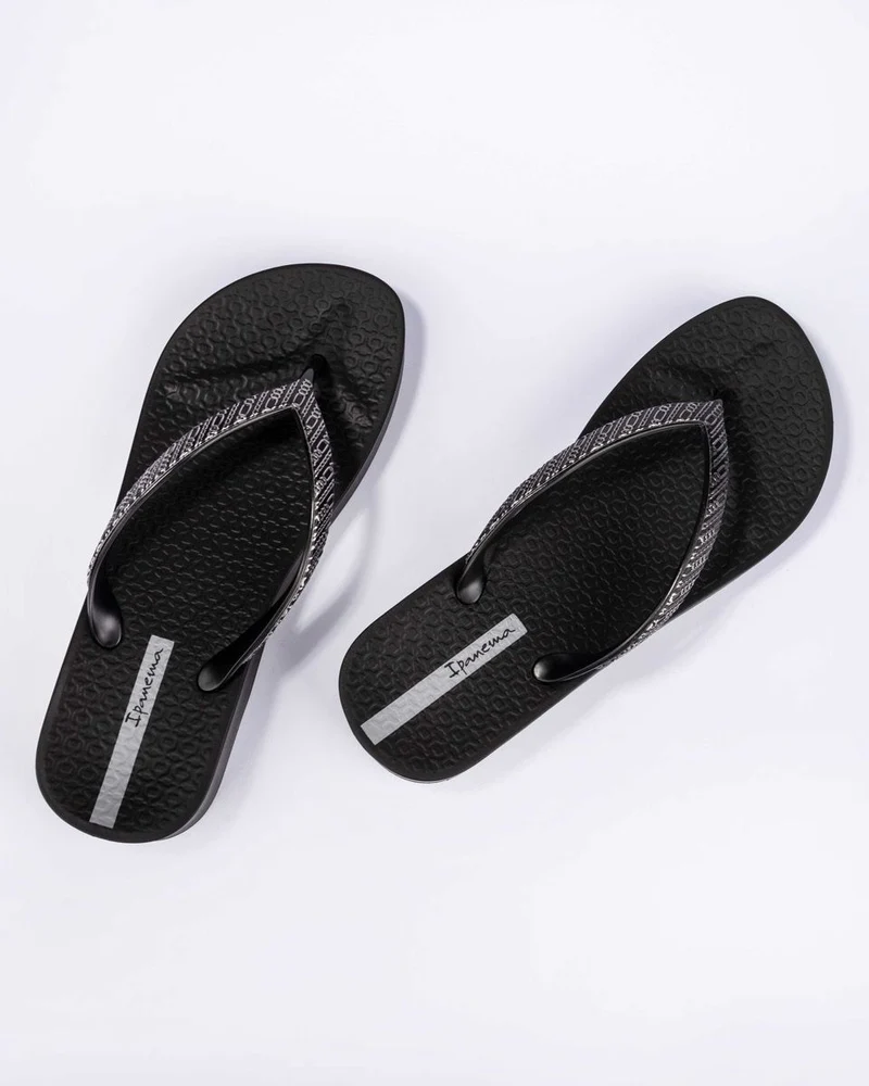 Ipanema Damen Mesh Wedge Links Sandalen – Schwarz