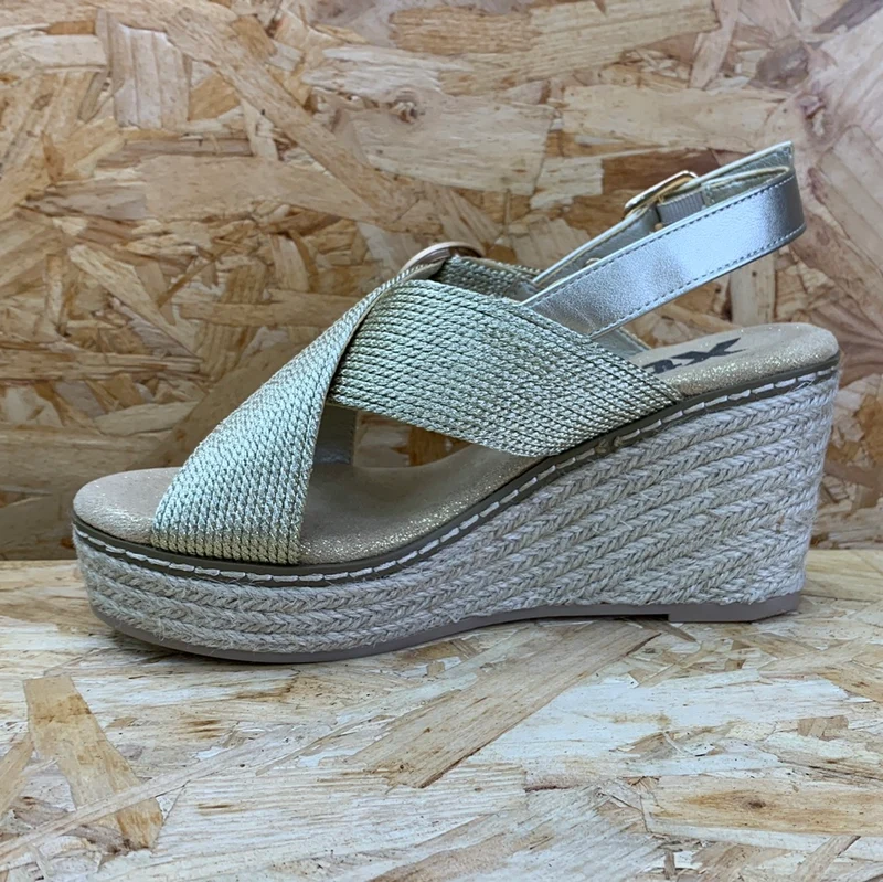 Xti Mode-Keilsandalen für Damen – Gold