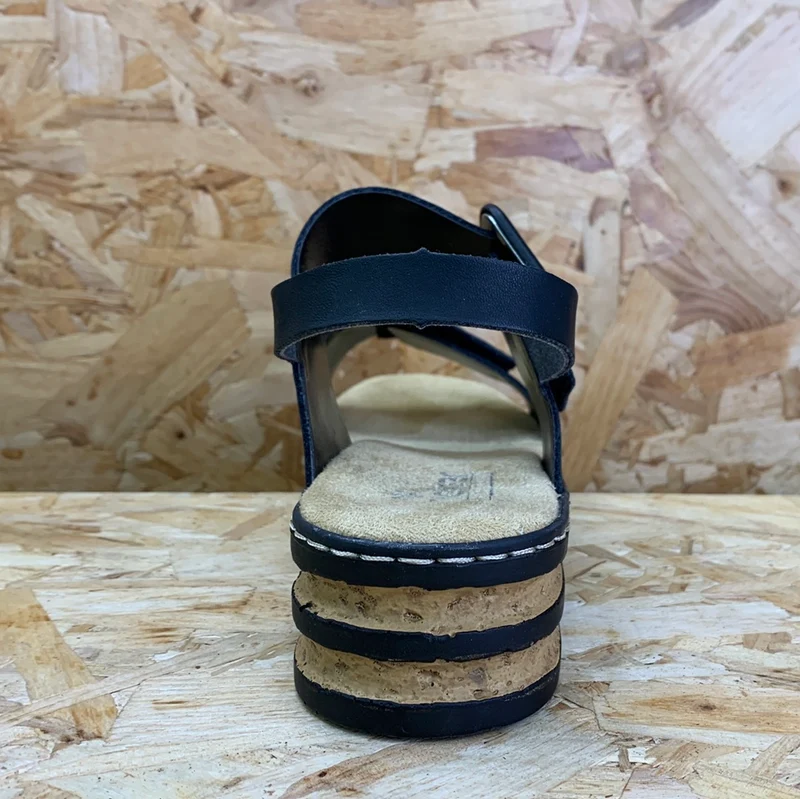 Rieker Damenmode-Sandale – Schwarz