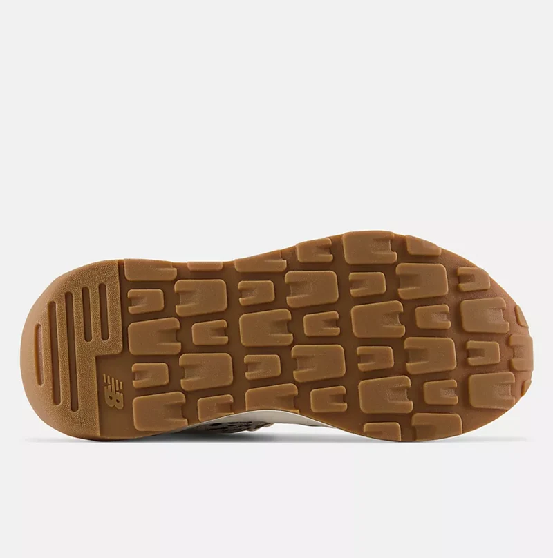 New Balance Damen 57/40 Fashion Trainer Sand