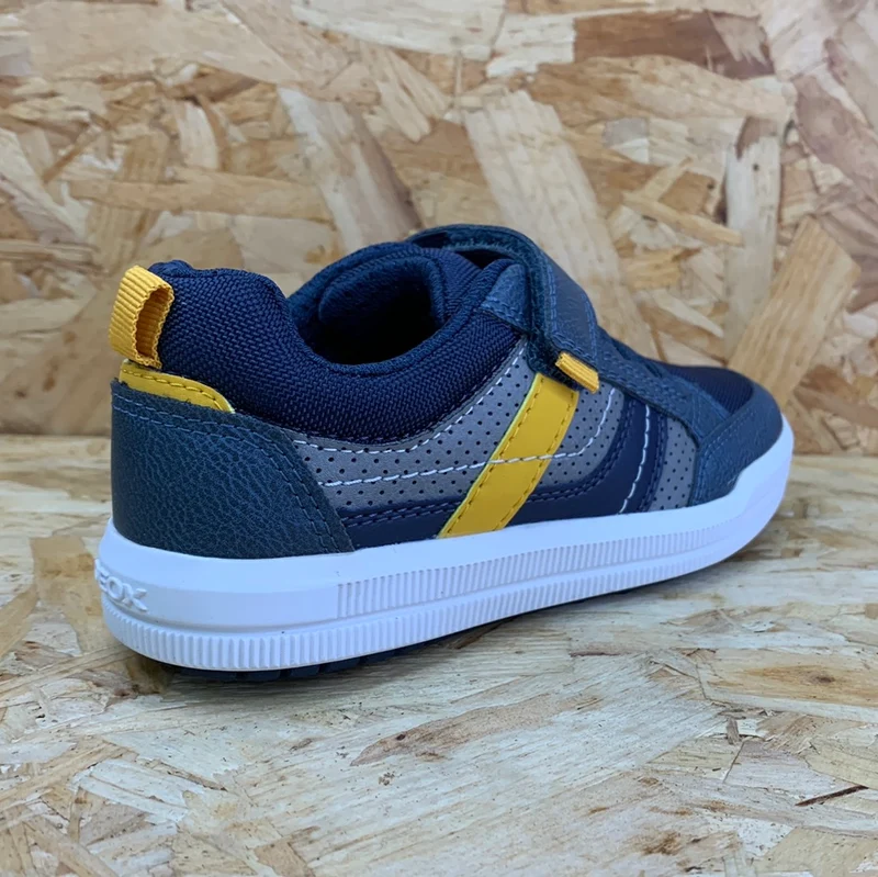 Geox Kinder-Arzach-Trainer – Avio / Dunkelgelb