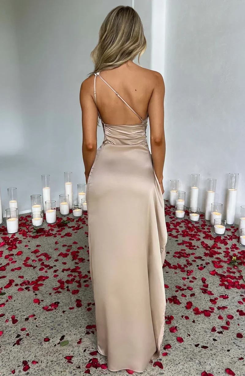 Violetta | Damen One Shoulder Maxikleid