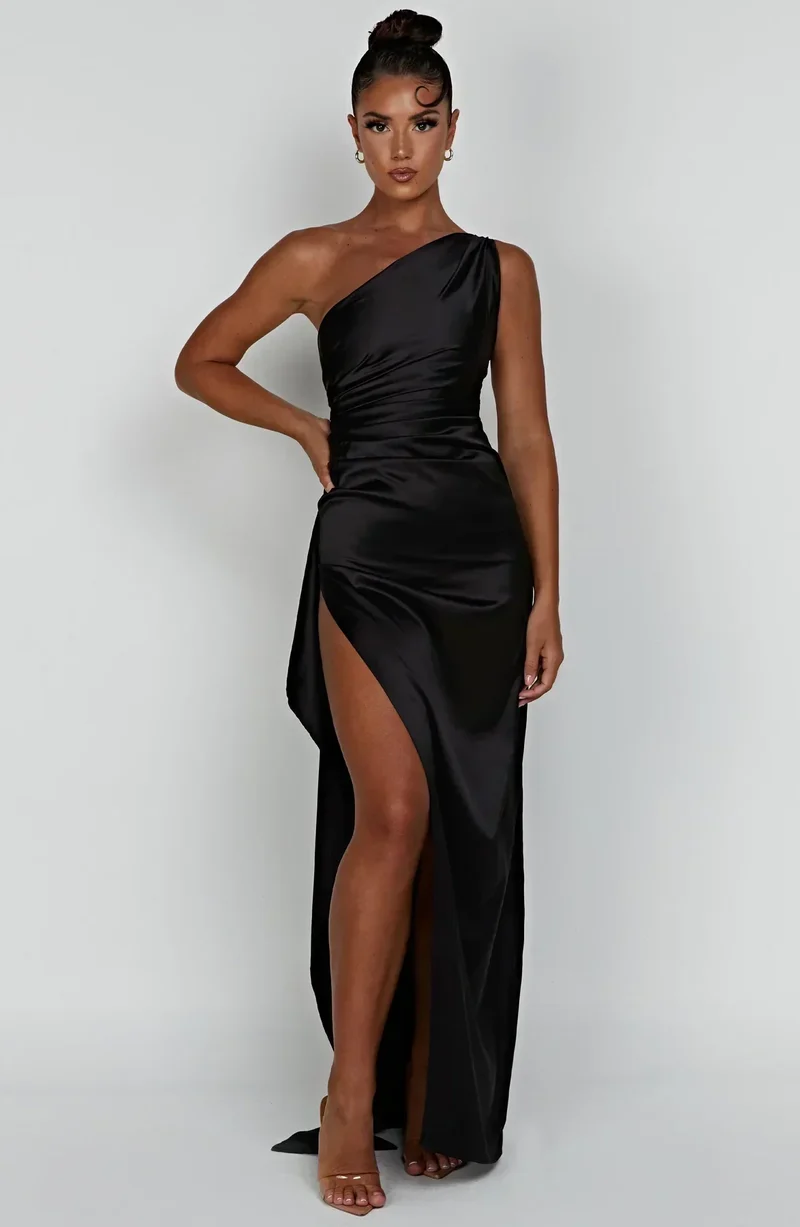 Violetta | Damen One Shoulder Maxikleid