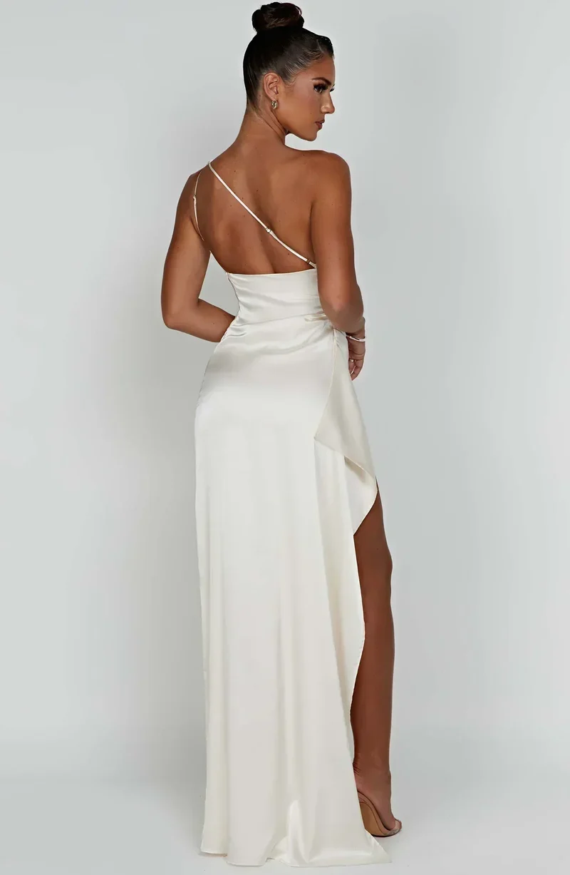 Violetta | Damen One Shoulder Maxikleid