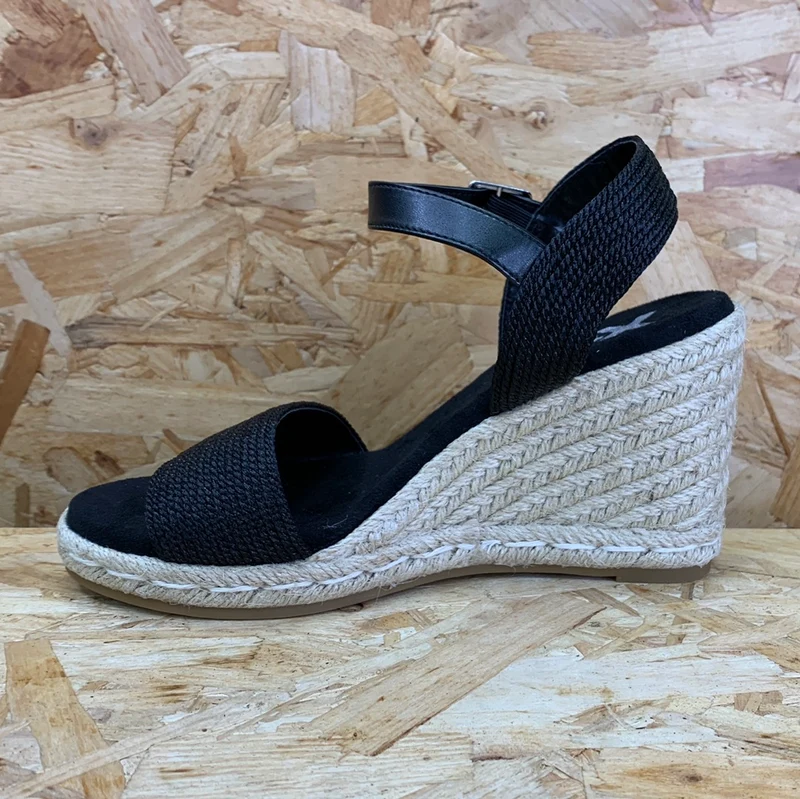 Xti Mode-Keilsandalen für Damen – Schwarz