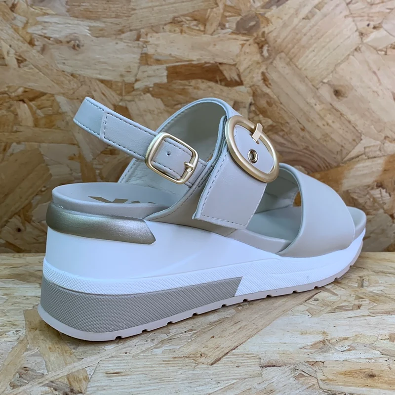 Xti Modische Damen-Keilsandalen – Eis