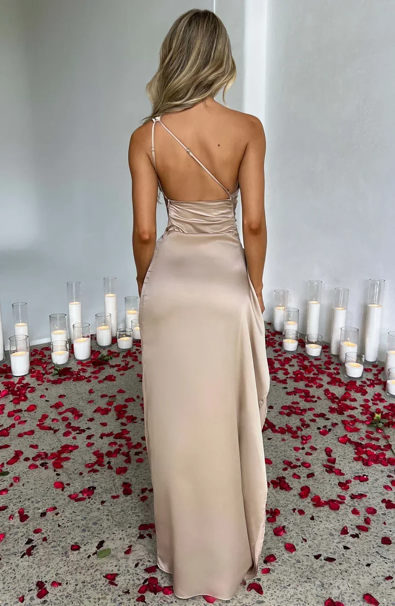 Lysandra | Damen One-Shoulder Abendkleid mit Schlitz