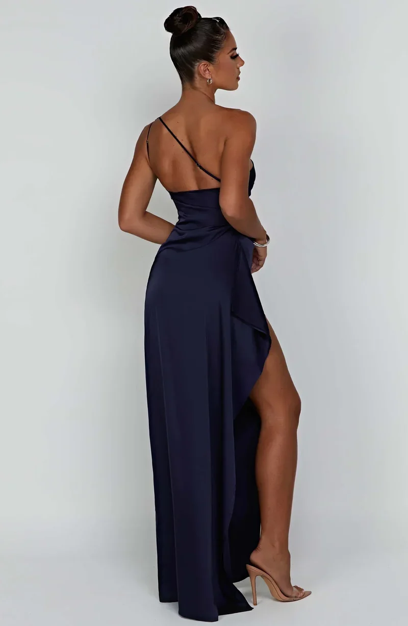 Lysandra | Damen One-Shoulder Abendkleid mit Schlitz