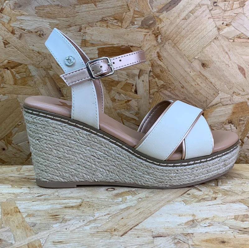 Xti Mode-Keilsandalen für Damen – Beige