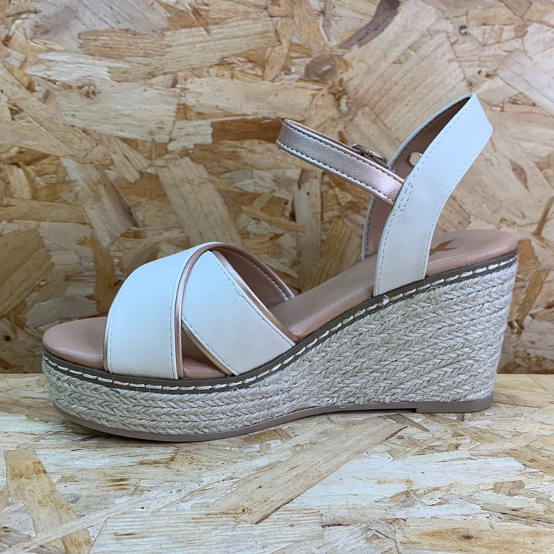 Xti Mode-Keilsandalen für Damen – Beige