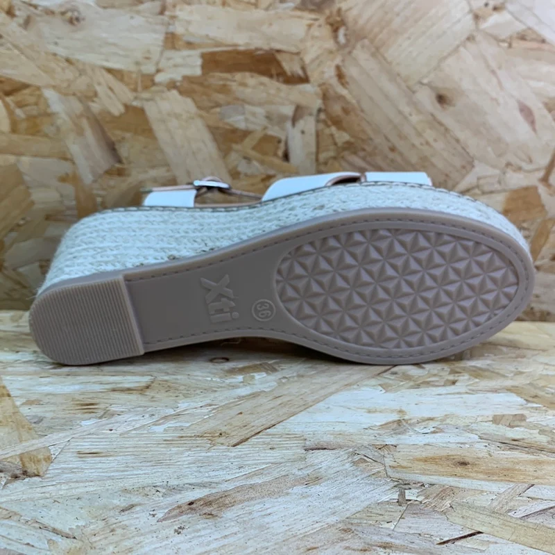 Xti Mode-Keilsandalen für Damen – Beige