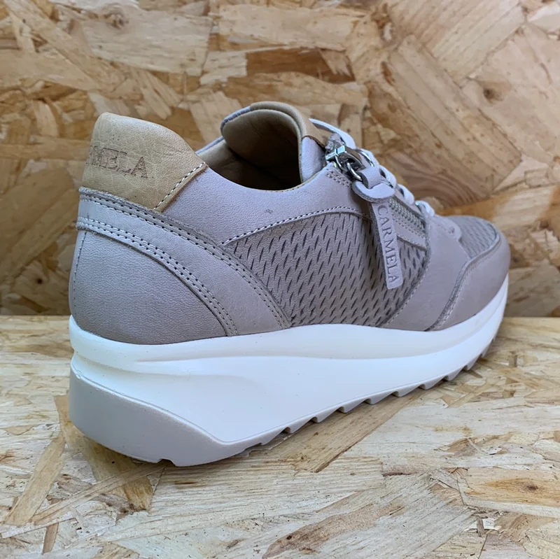 Carmela Modische Keilsneaker aus Leder für Damen – Eisgrau